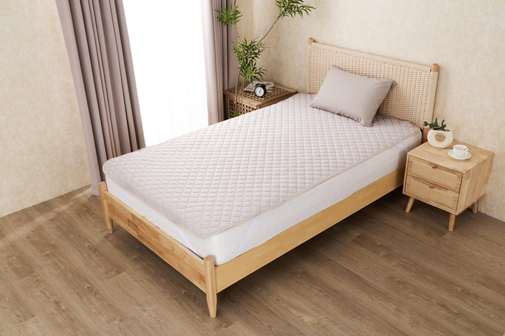 Softime 敷きパッド シングル 柔らかい【とろける綿タッチ やさしい肌触り】洗いざらし ベッドパッド 耐久性が高い 洗える さらふわ 吸湿速乾 オールシーズン対応 抗菌防臭 防ダニ ピーチスキン シワ加工 ベッドシーツ 軽量 マットレスパッド 四隅に強化ゴム付き 敷パッド ベッドマット 100X200cm グレー