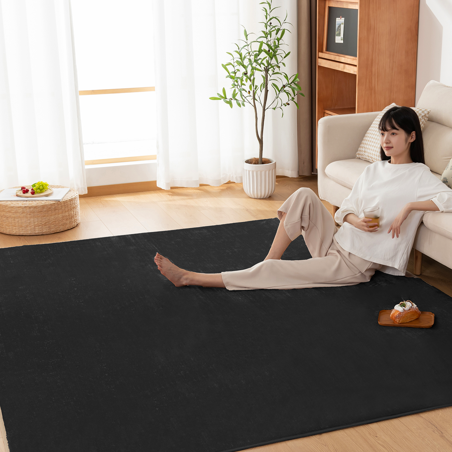Softime カーペット ラグ ラグマット 185×185cm（約2畳）絨毯 滑り止め付 ラグカーペット 軽量設計 洗える 地毯 抗菌 防臭 防ダニ フランネルラグ オールシーズン 床暖房 ホットカーペット対応 無地・アイボリー